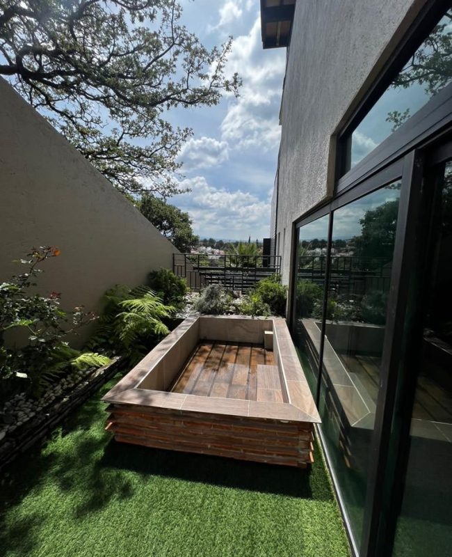 08eeb5b3-28b5-4019-9f46-c1dad7e39e40