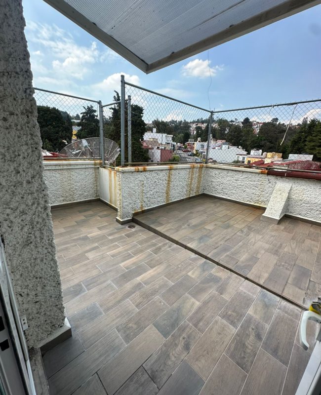 Venta casa en LOmas Verdes 14