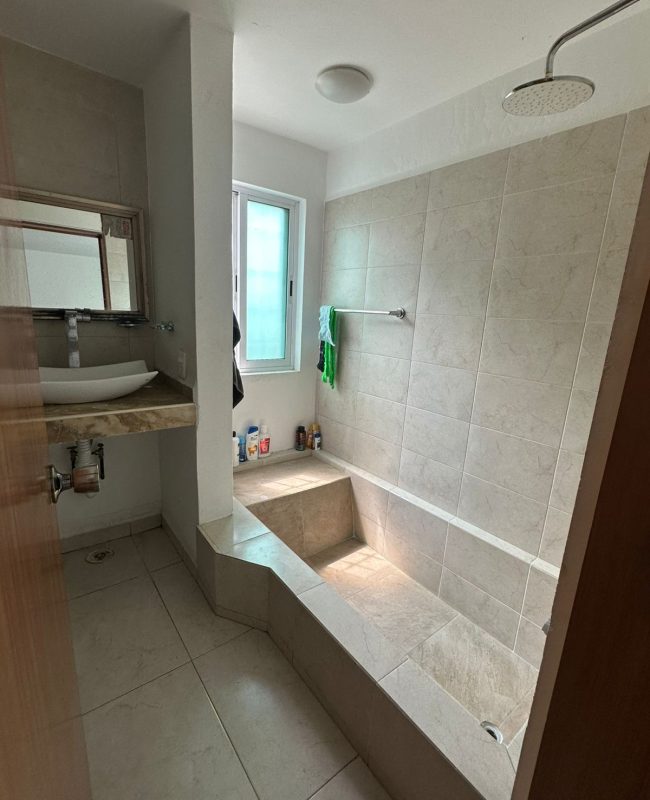 Venta casa en Lomas Verdes 10