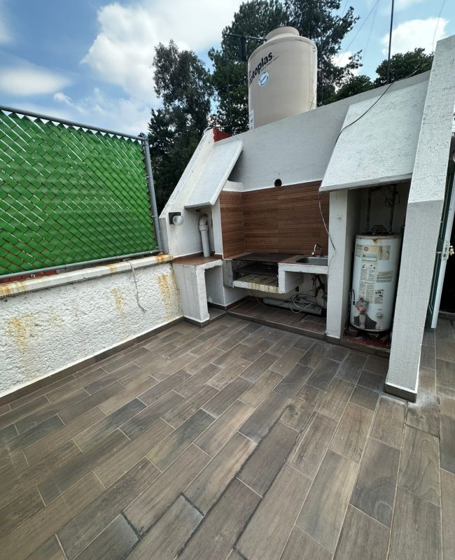 Venta casa en Lomas Verdes 11