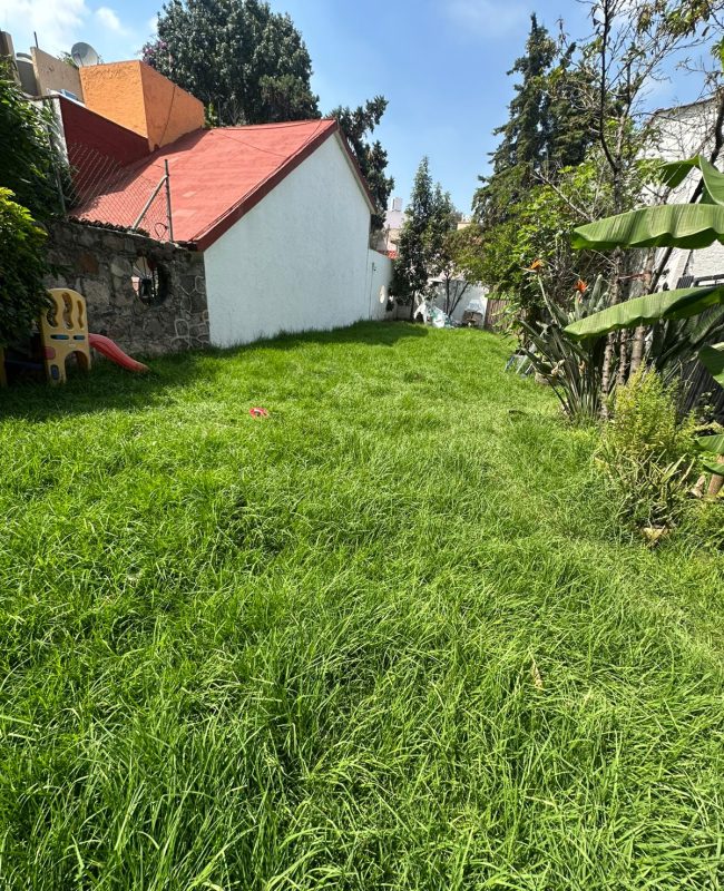 Venta casa en Lomas Verdes 12