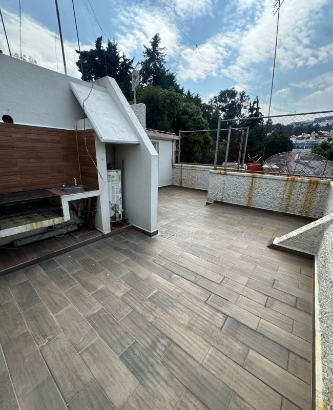 Venta casa en Lomas Verdes 15