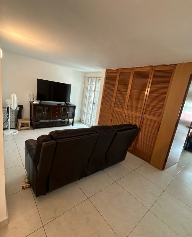 Venta casa en Lomas Verdes 2