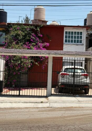 renta casa Colinas del Lago 1