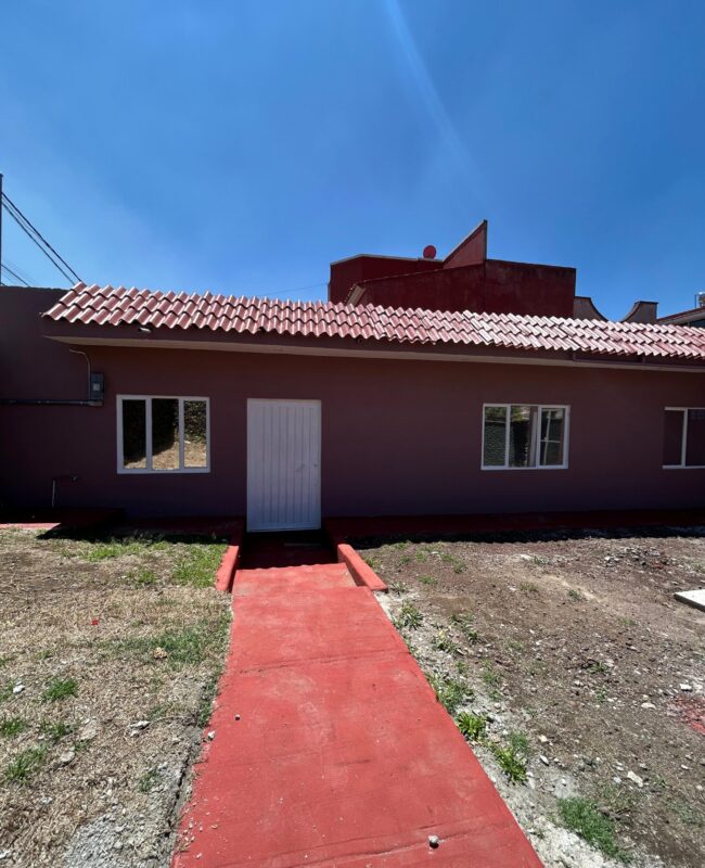 renta casa Lomas Lindas 1