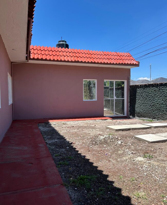 renta casa Lomas Lindas 2