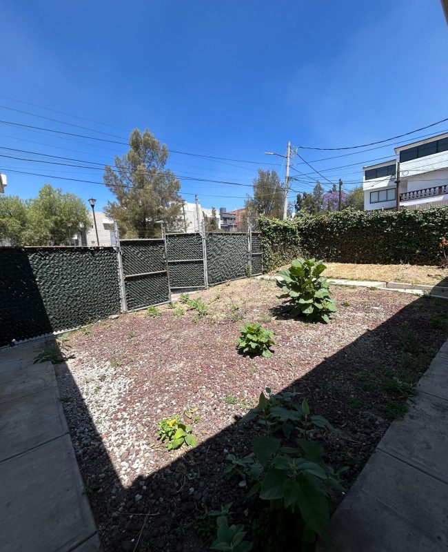 renta casa Lomas Lindas 4