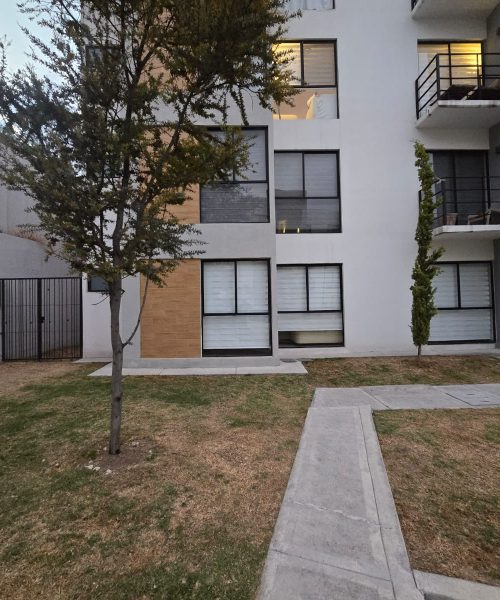 renta depa Foresta 1