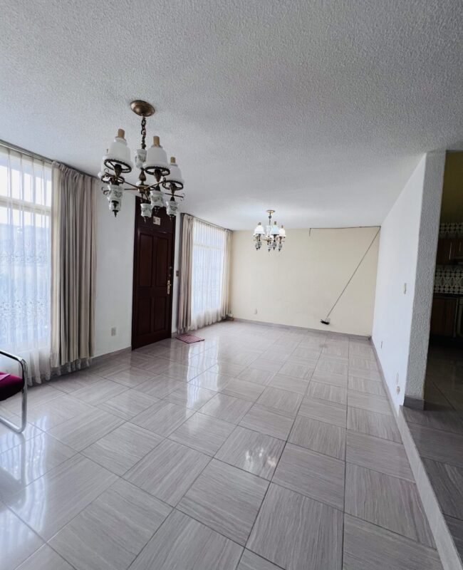 venta casa Cumbres de San Mateo 5
