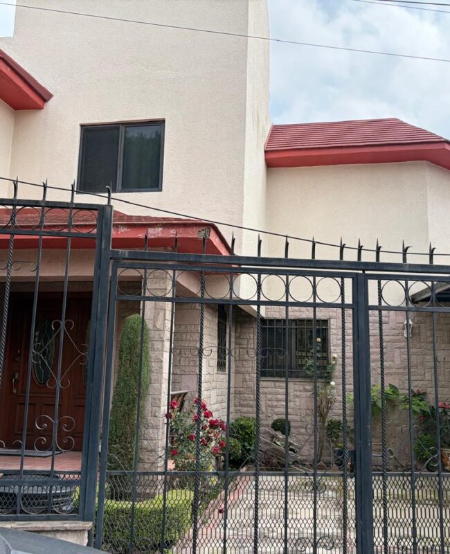 venta casa Lomas de la Hda 1