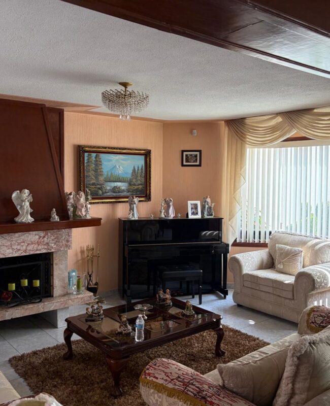 venta casa Lomas de la Hda 6