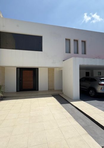 venta casa Valle Econdido 1