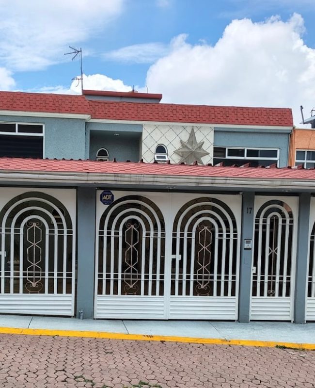 venta casa en jardines del alba m 1