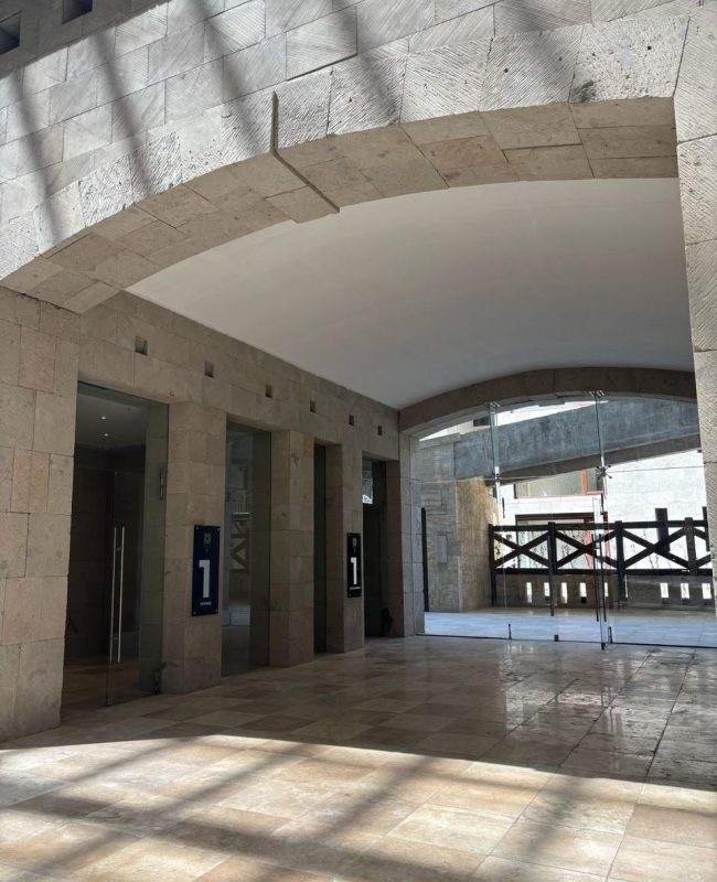 venta depto Plaza Antigua 4